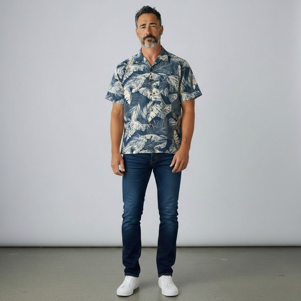 Tommy Bahama Shirt XL Blue Silk Tropical Palm Leaf Camp Collar Button Down